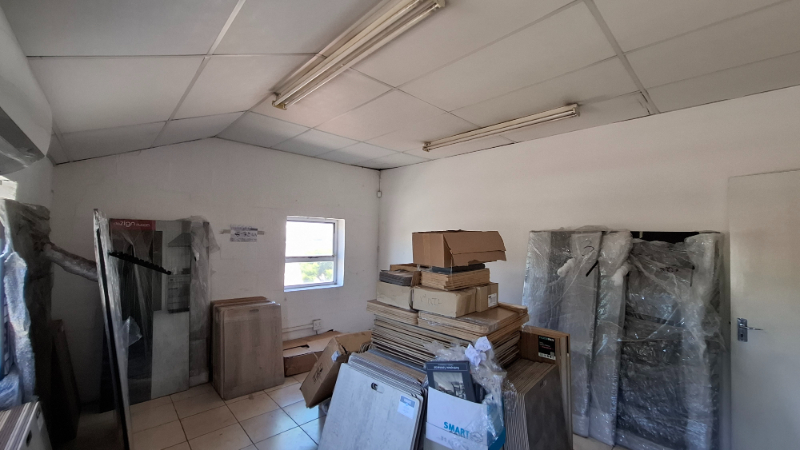 To Let commercial Property for Rent in Maitland Western Cape